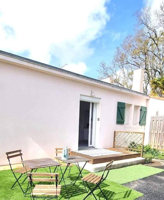 Appartement Proche De L'Aeroport De Nantes Saint-Aignan-Grand-Lieu Exterior foto